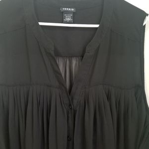 Torrid sz 3 sleeveless black top